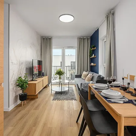 Lumina I 2br Near Orientarium Zoo I Parking I Balcony Appartamento *